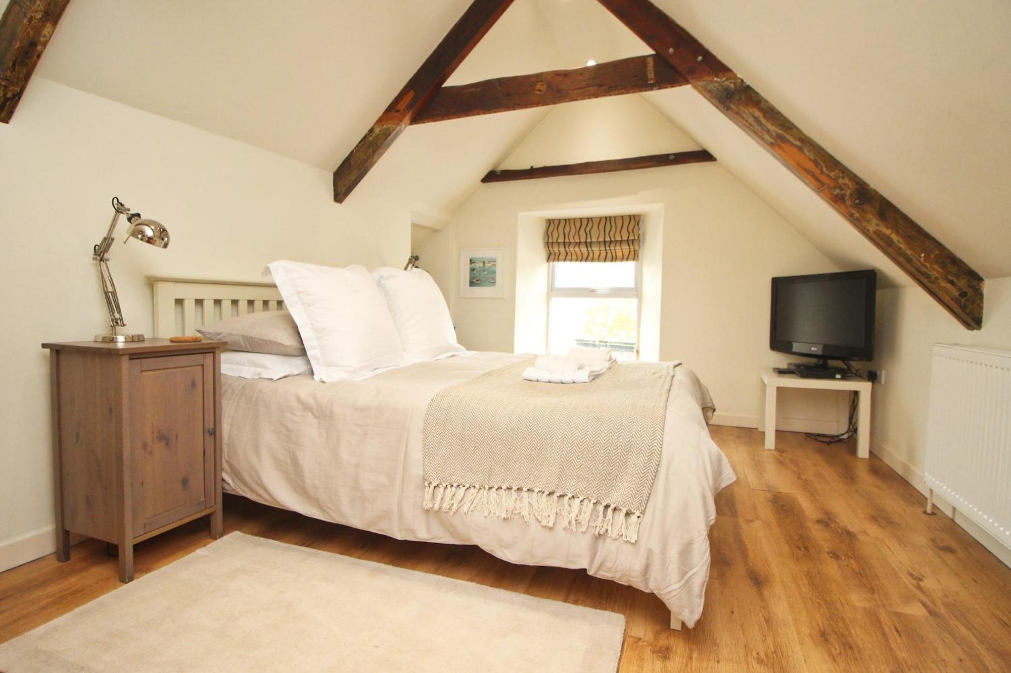 Town Centre Apartment With Parking Padstow Exterior photo